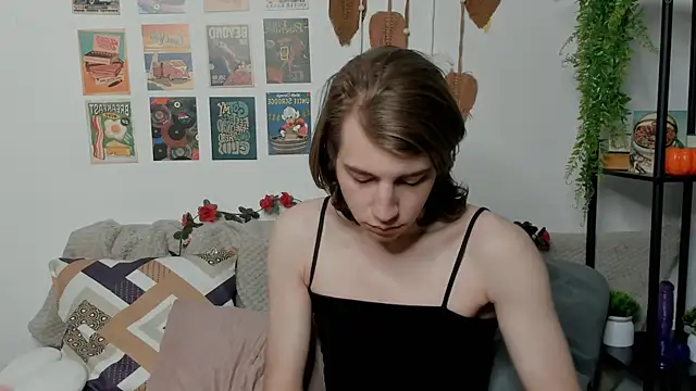 AvenGlow online show from 02/09/26, 05:22