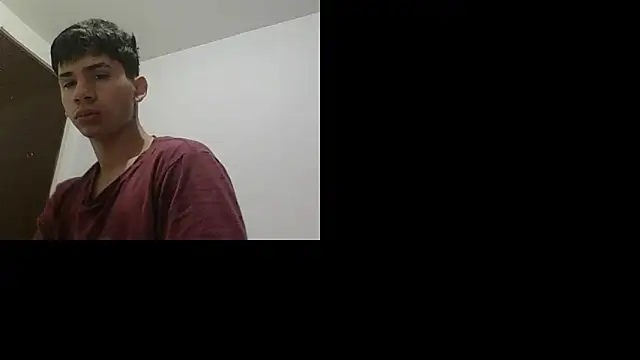 adriuth 699 online show from 01/08/26, 03:42