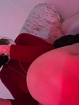 Snapshot of Soso-bigass chatting on 04/11/26, 08:18 Soso-bigass online show from 04/11/26, 08:18