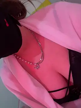 Snapshot of Soso-bigass chatting on 04/12/26, 10:26 Soso-bigass online show from 04/12/26, 10:26