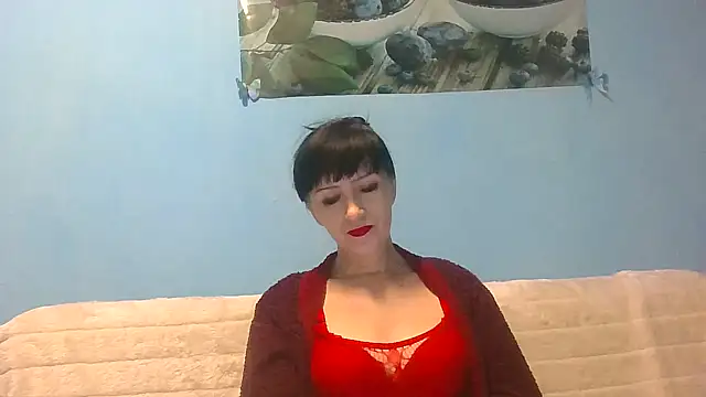 IffetLove42 online show from 11/05/25, 07:03