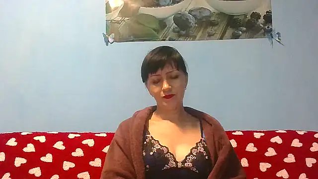 IffetLove42 online show from 02/18/26, 08:38