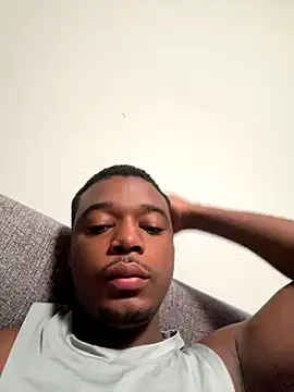 Snapshot of negrinho5 chatting on 10/28/25, 11:14 negrinho5 online show from 10/28/25, 11:14