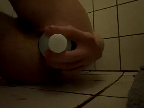 gapedboy19 online show from 10/26/25, 09:31