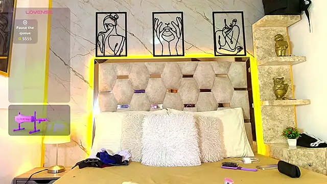 Andrew Haalls online show from 04/18/26, 02:32