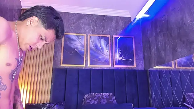 Snapshot of Andrew_Haalls chatting on 07/02/26, 02:12 Andrew Haalls online show from 07/02/26, 02:12