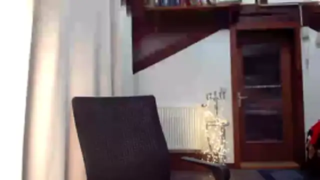 Snapshot of MissDyannis chatting on 11/21/25, 07:12 MissDyannis online show from 11/21/25, 07:12