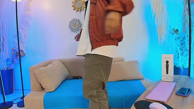 SexyAndresito22 online show from 11/20/25, 10:53