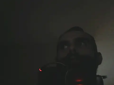 Snapshot of giovanift111 chatting on 02/23/26, 05:43 giovanift111 online show from 02/23/26, 05:43