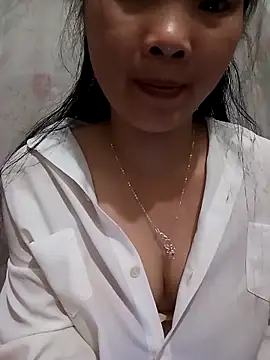 Lovebaby-love online show from 04/15/26, 07:15