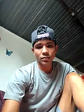 Alex Sweeting online show from 02/11/26, 06:57