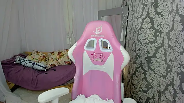 May Yam online show from 04/23/26, 01:07