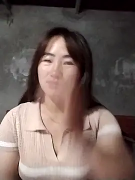 emini-xx online show from 12/04/25, 11:13