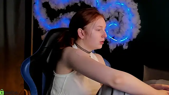 AngelWisee online show from 05/08/26, 03:01