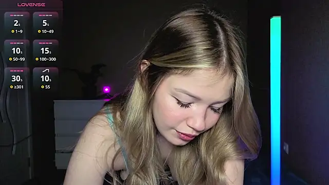 Snapshot of pawsclawss chatting on 03/02/26, 05:08 pawsclawss online show from 03/02/26, 05:08