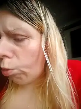 Lana-murr online show from 10/29/25, 07:32