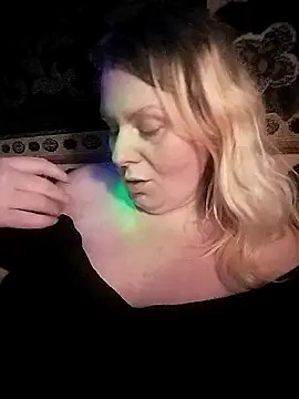 Lana-murr online show from 11/16/25, 05:51