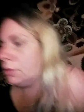 Lana-murr online show from 11/22/25, 03:33