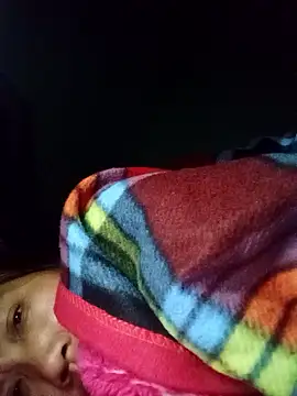 Snapshot of bella-la chatting on 01/17/26, 09:51 bella-la online show from 01/17/26, 09:51