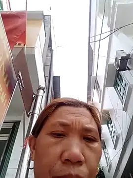 Snapshot of bella-la chatting on 02/06/26, 03:55 bella-la online show from 02/06/26, 03:55