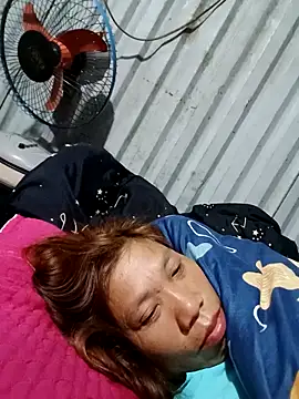 Snapshot of bella-la chatting on 02/07/26, 09:07 bella-la online show from 02/07/26, 09:07