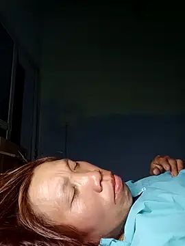 Snapshot of bella-la chatting on 02/14/26, 01:52 bella-la online show from 02/14/26, 01:52