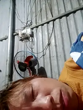 Snapshot of bella-la chatting on 02/19/26, 02:35 bella-la online show from 02/19/26, 02:35