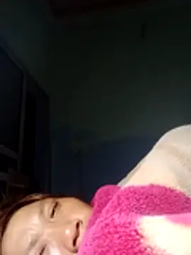 Snapshot of bella-la chatting on 02/28/26, 09:27 bella-la online show from 02/28/26, 09:27