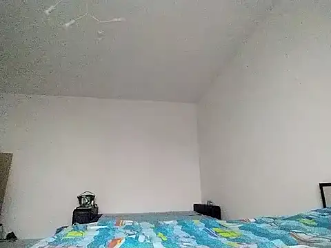 Snapshot of Anneta280671 chatting on 11/17/25, 10:32 Anneta280671 online show from 11/17/25, 10:32