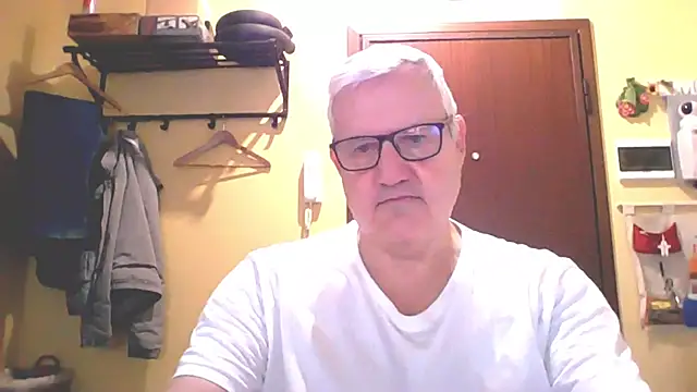 Diegoriv71 online show from 04/17/26, 06:16