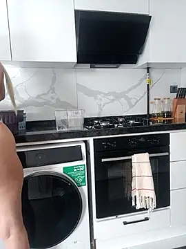 Sweet xxBuse online show from 12/21/25, 10:55