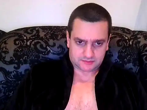 Snapshot of Alex-Naturista chatting on 06/08/26, 11:21 Alex-Naturista online show from 06/08/26, 11:21