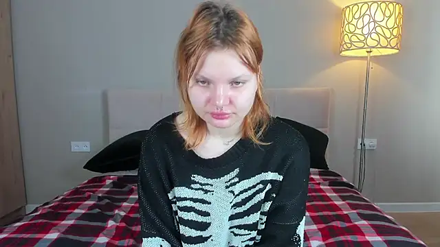 babyyullii online show from 04/24/26, 01:41