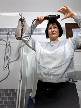 Piediniecollant online show from 03/10/26, 05:34