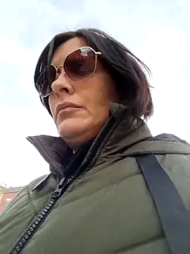 Piediniecollant online show from 03/18/26, 11:13