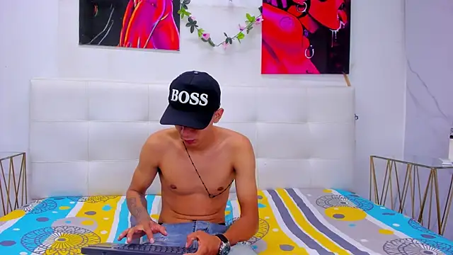 ahsly78alejandro online show from 01/08/26, 01:24