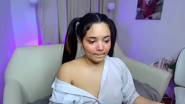 elli snow1 online show from 11/11/25, 02:55