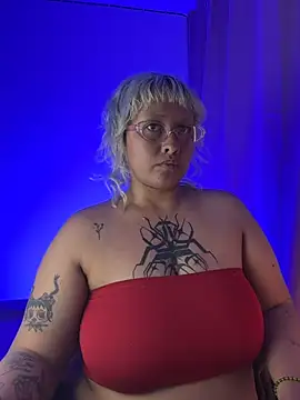 pinkbaddie777 online show from 01/13/26, 05:35