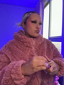 pinkbaddie777 online show from 02/01/26, 10:30