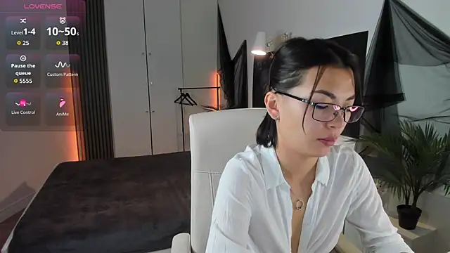 AsianAlis online show from 11/29/25, 07:44