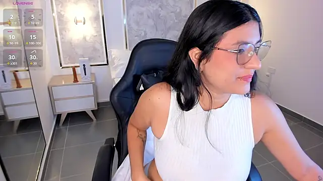 samantha17 x online show from 11/25/25, 12:16