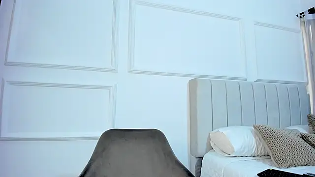 ada belucci online show from 11/29/25, 07:39