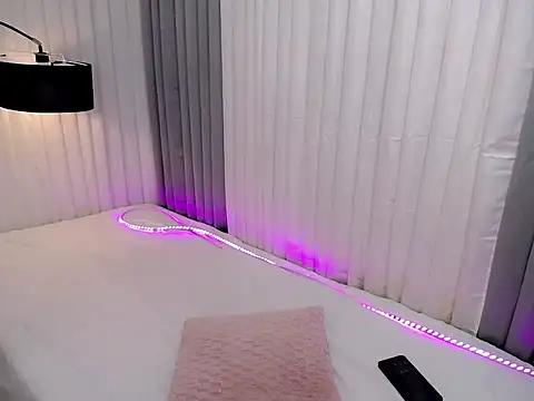 Xhugejerkingtrans online show from 12/04/25, 04:38