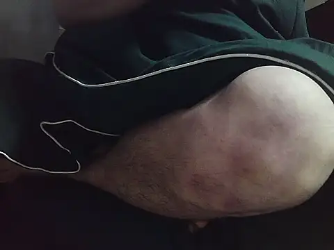 Stripholyday online show from 11/10/25, 02:38