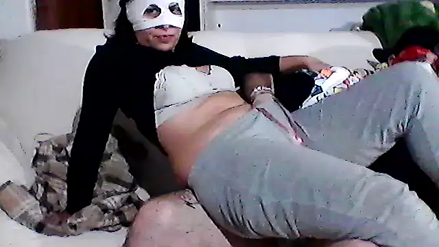 hekate couple online show from 10/28/25, 01:42