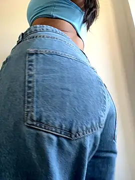 Catalina244 online show from 01/10/26, 01:46