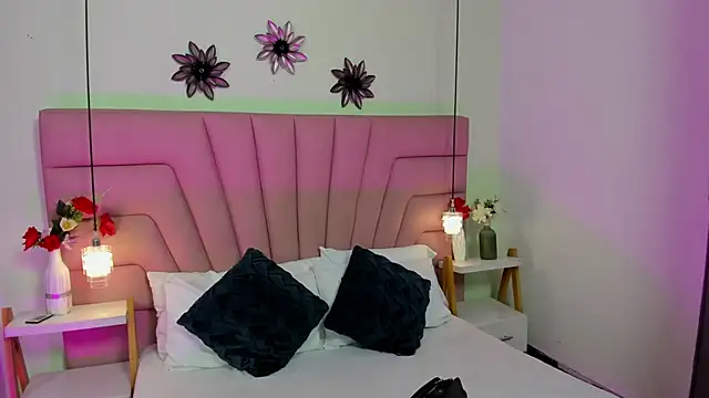 Kim Luna1 online show from 02/04/26, 03:12