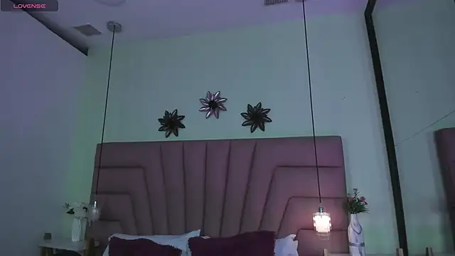 Kim Luna1 online show from 05/21/26, 03:24