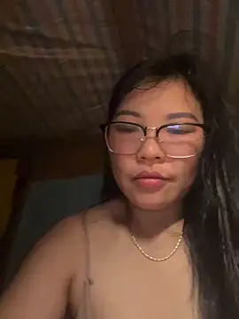 Snapshot of heodat-sexx chatting on 04/02/26, 03:42 heodat-sexx online show from 04/02/26, 03:42