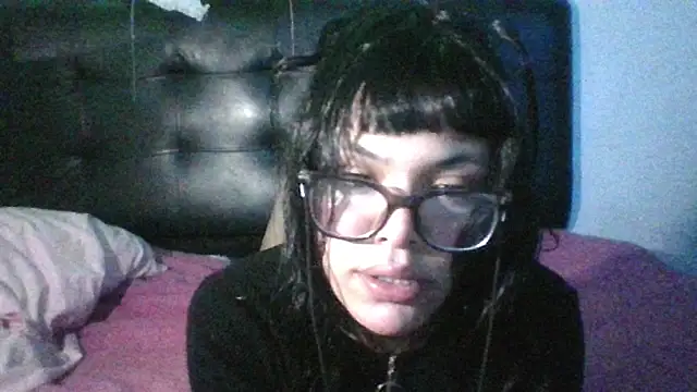 Snapshot of lana_lord chatting on 12/19/25, 04:19 lana lord online show from 12/19/25, 04:19